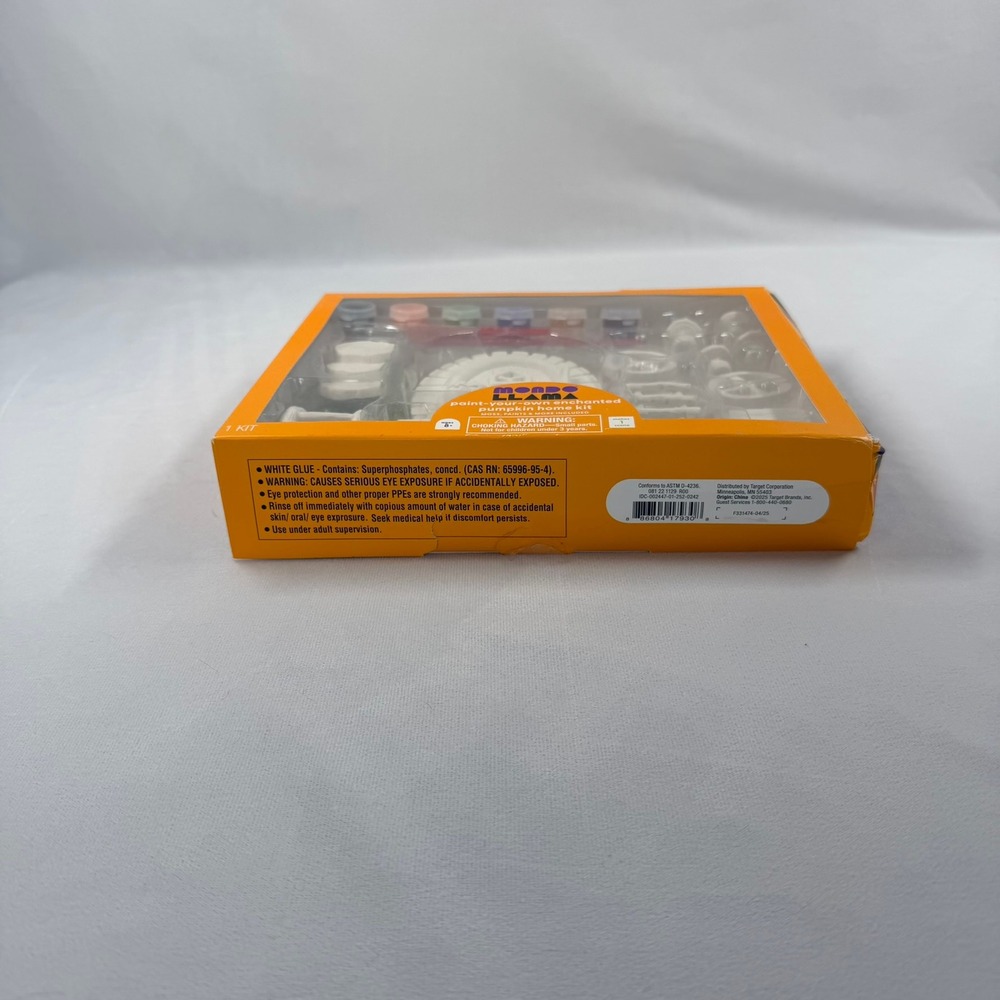 Mondo Llama Paint Your Own Enchanted Pumpkin Home Kit Resin Miniatures 21pc Set - Picture 2 of 6